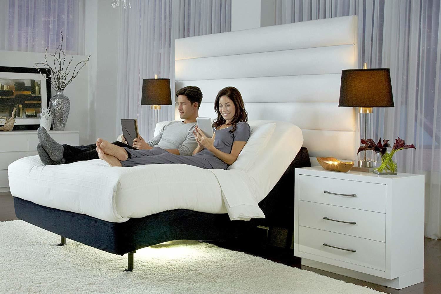 ULTRAMATIC - Posture-Plus 4.5 Adjustable Base & Blissful Mattress Package