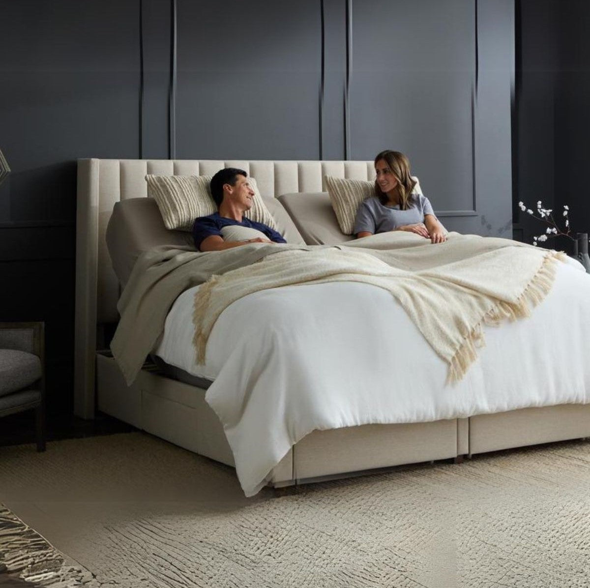 ULTRAMATIC - Posture-Plus 4.5 Adjustable Base & PurCarbon-11 Mattress Sleep Package