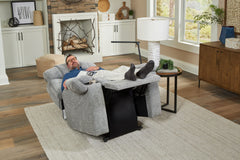 Venice Lift Chair by GOLDEN (PL-447)